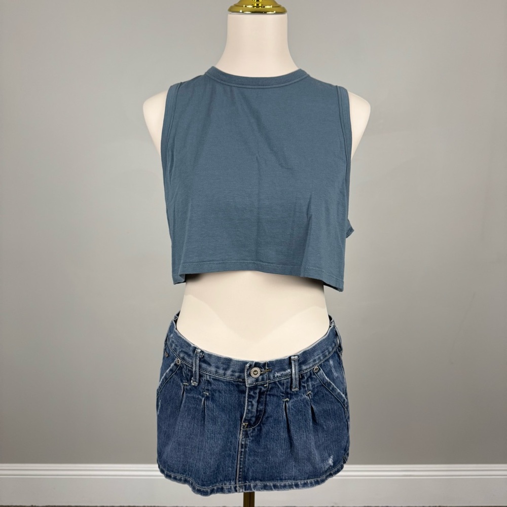 skims crop top